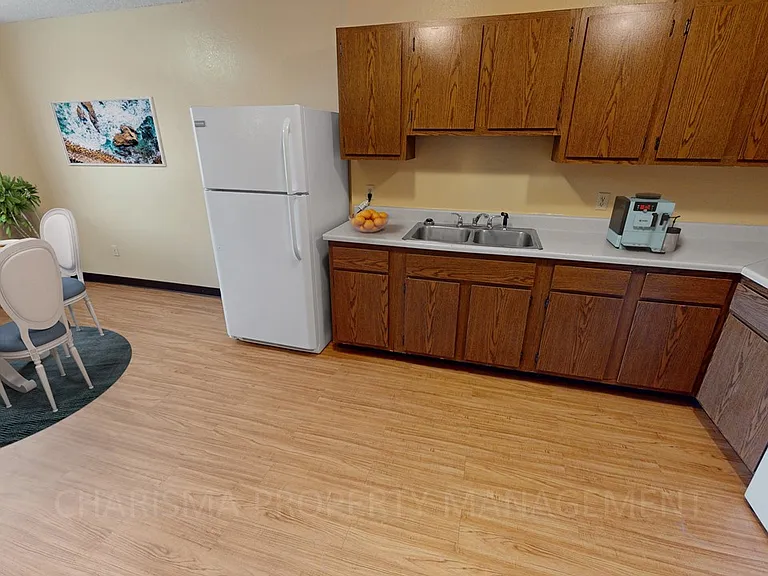 Missouri View Apartments — Photo 37