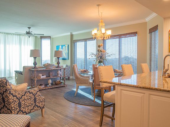 4th image of 2668 Beach Blvd