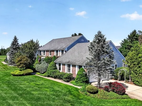 46 Waverly Pl, South Brunswick Twp., NJ 08852