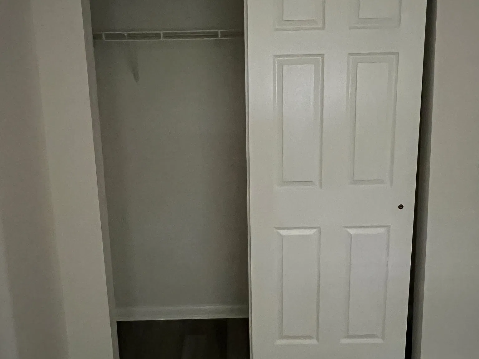 3 bed, 1344 sqft, $2,200 — Photo 4