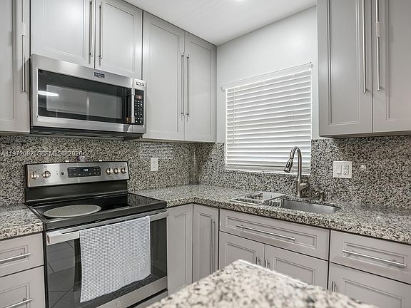 3rd image of 9001 Sunrise Lakes Blvd APT 301