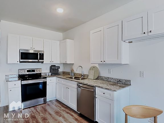 3rd image of 3234 Cherry Ln