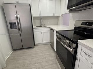 301 NW 177th St APT 105, Miami Gardens, FL 33169