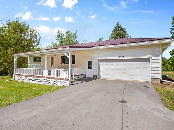 12983 Rural St, Savannah, NY 13146