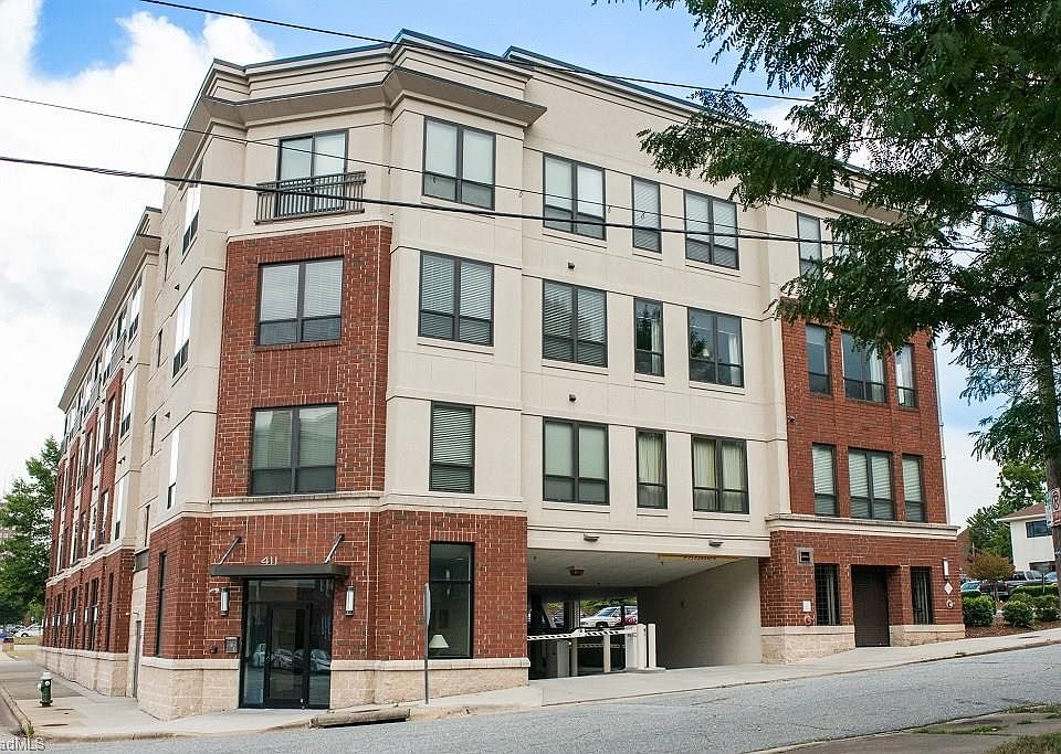 2nd image of 411 W Washington St Ste 210
