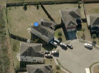 9935 Knights Crest Dr, Houston, TX 77083