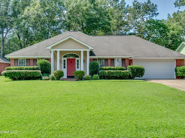 415 Hemlock Dr, Flowood, MS 39232