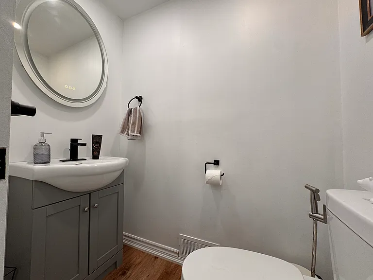 1028 Valentine Dr — Photo 13