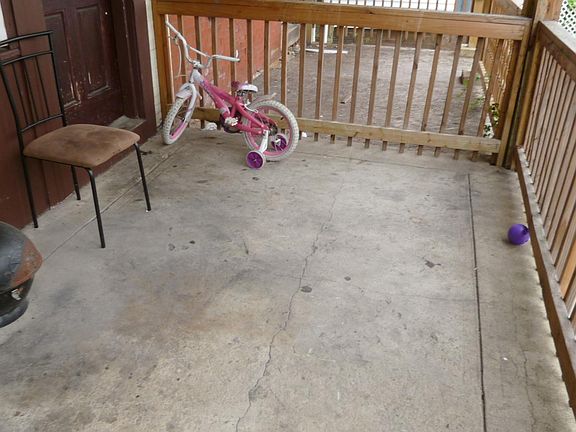 2nd image of 6604 Woodland Ave