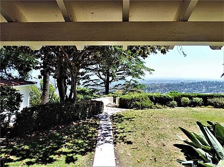 2nd image of 888 Via Del Monte