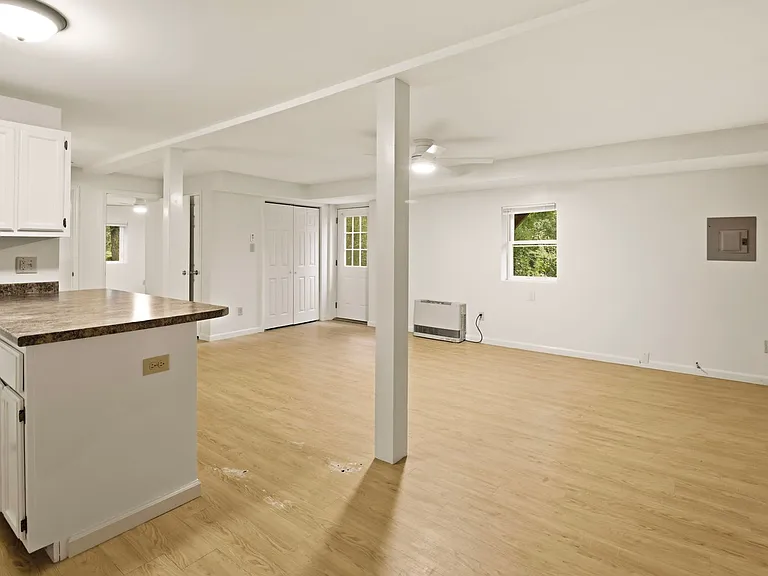 836 Mountain View — Photo 7