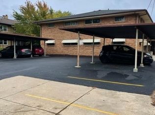 1806 Remington Rd, Rockford, IL 61108