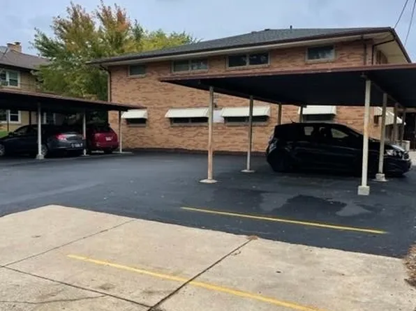 1806 Remington Rd, Rockford, IL 61108