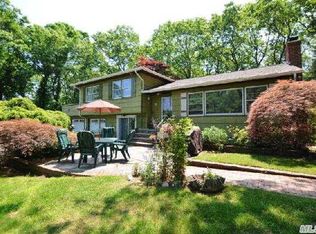 245 Kohr Rd, Kings Park, NY 11754