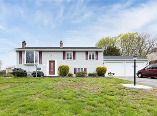 17 Doyle Dr, Ansonia, CT 06401