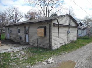 1812 N 27th St, Terre Haute, IN 47804