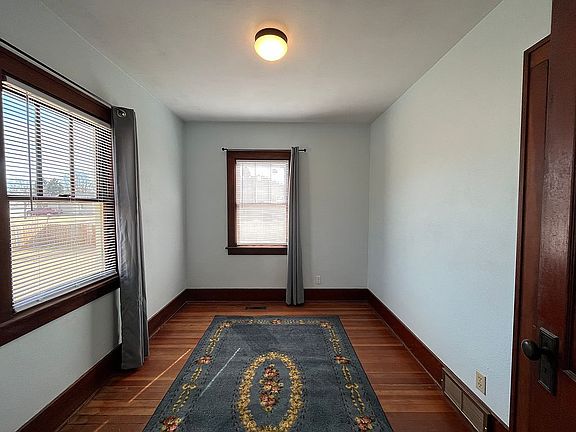 Spare bdrm, office, etc.
