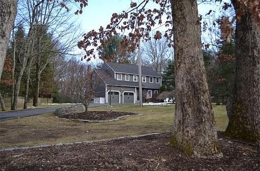 1st image of 14 Quissett Rd