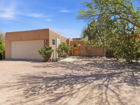 747 W Manhattan Ave, Santa Fe, NM 87501