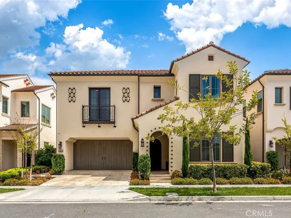 128 Roscomare, Irvine, CA 92602