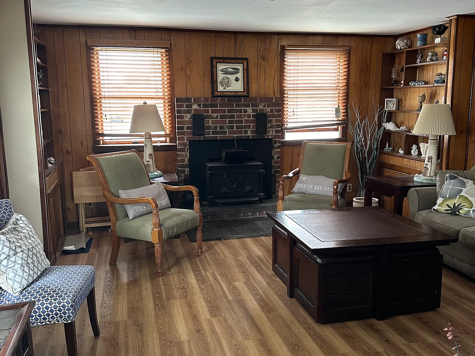 4 bed, 1.5 bath, 1232 sqft, $9,500 — Photo 3