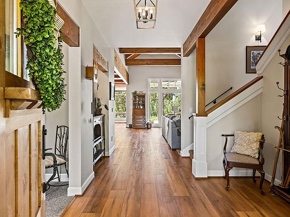 3rd image of 16951 Lady Caroline Dr