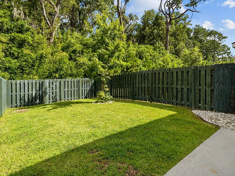147 Ainsdale Dr — Photo 41