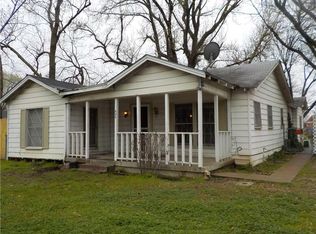 655 S Masters Dr, Dallas, TX 75217