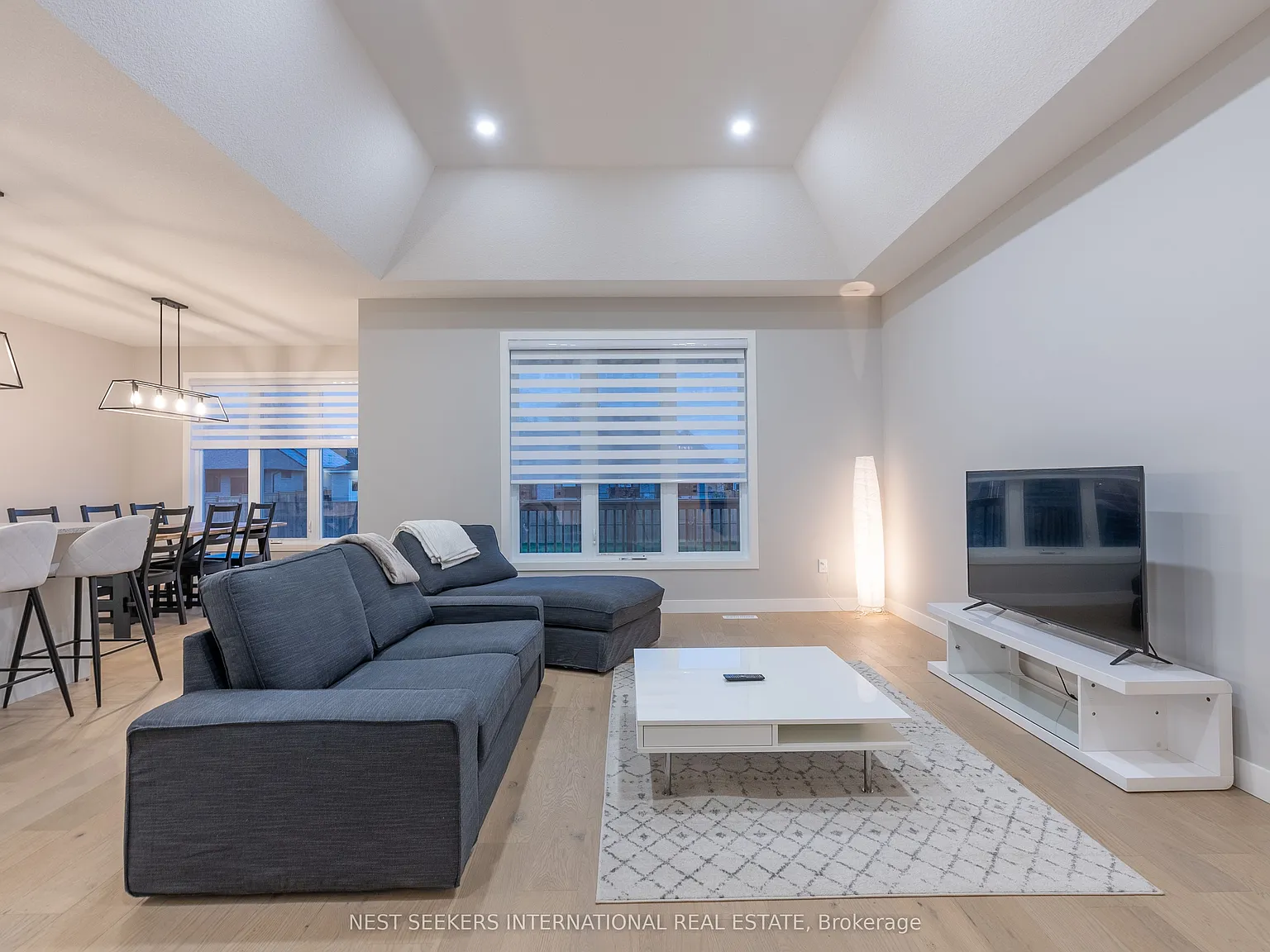 4 bed, $3,750 — Photo 3