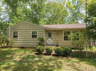7 16th St, East Hampton, NY 11937