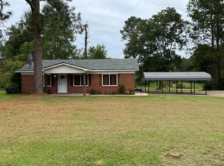 69 Credeur Rd, Pineville, LA 71360