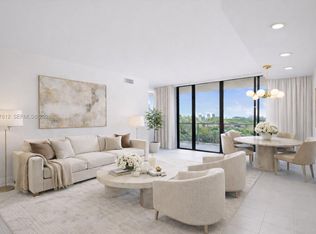 20281 E Country Club Dr APT 403, Aventura, FL