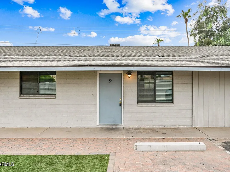 1744 W Glendale Ave #9