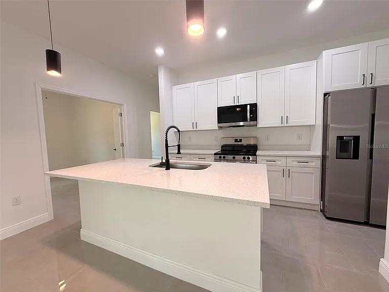 1251 Scottish St SW — Photo 7