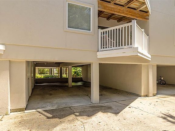 5th image of 1524 Wood Ave Unit 214