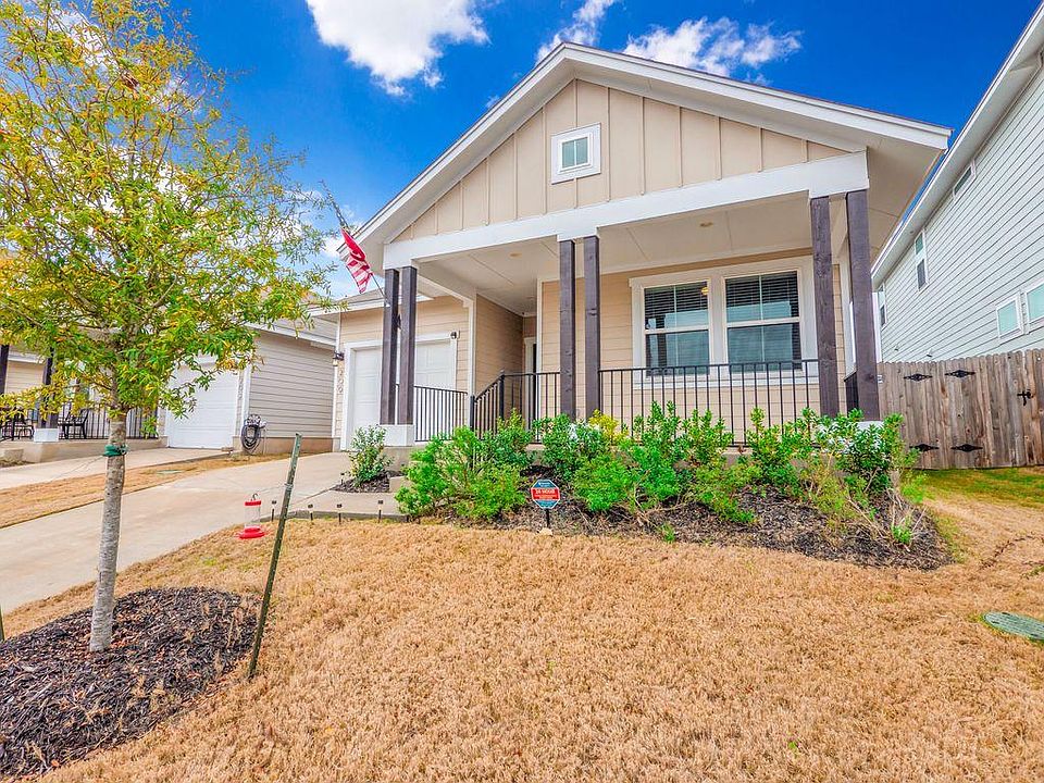 1st image of 209 Michaelis Dr