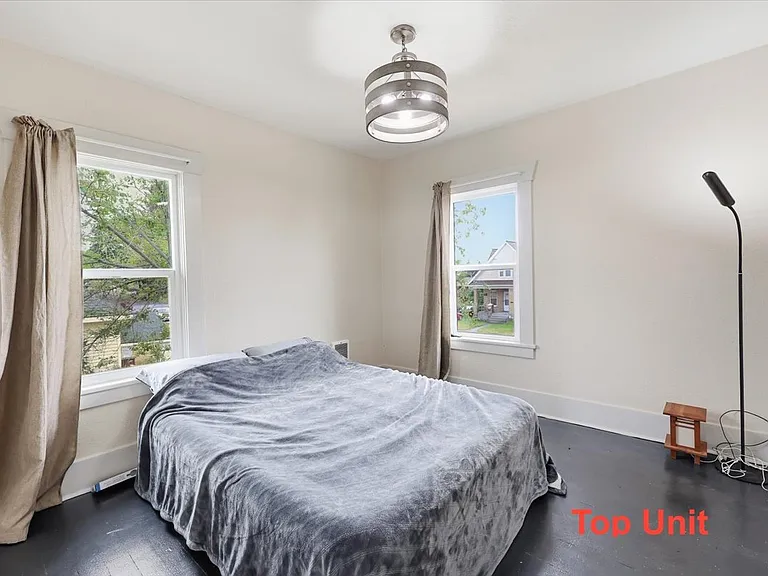 420 1/2 W Shannon Ave — Photo 10