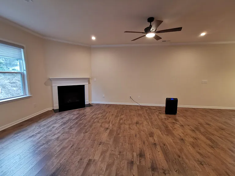 7107 Thornrose Dr — Photo 7