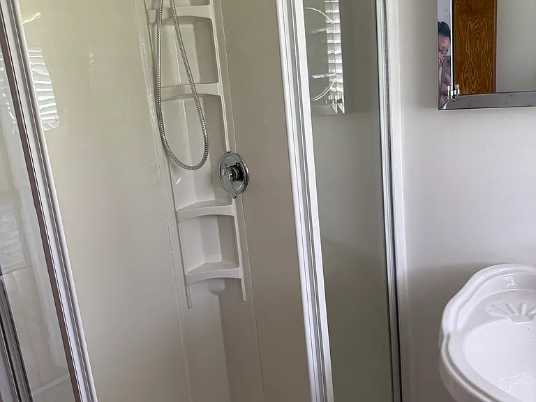 212 Valerie Ct — Photo 20