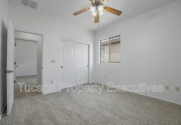 7585 E Picket Fence Ln — Photo 22