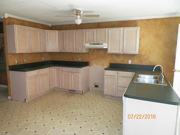 5th image of 321 N Park St