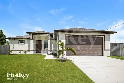 1511 Terry Ave S Photo 1