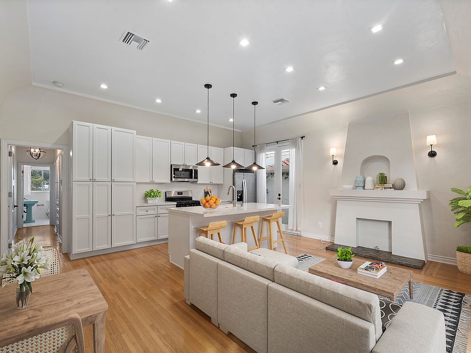 1st image of 1413 Murray Dr #1413