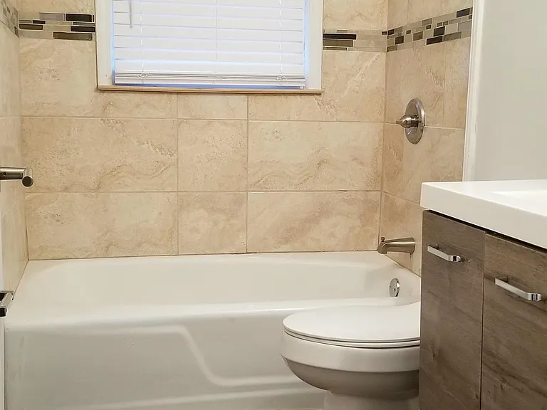 3657 W Austin Ct — Photo 2