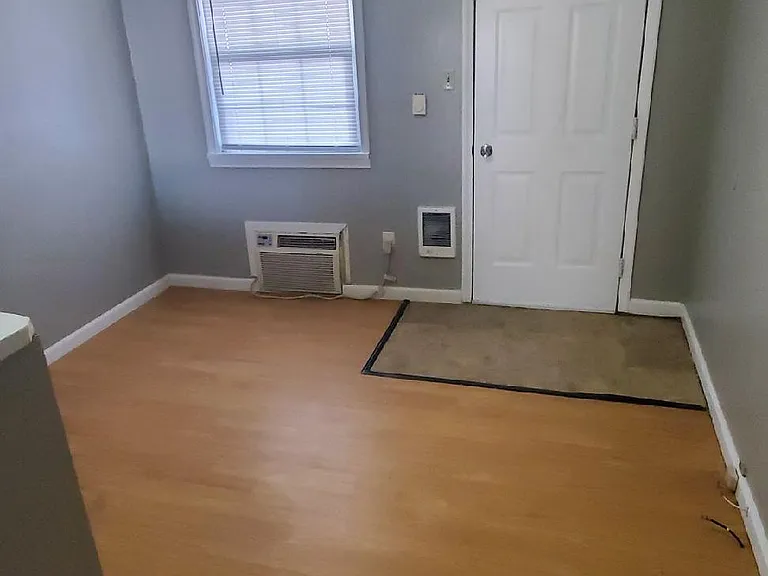 1375 S Broadway St #15 — Photo 2