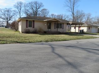 2624 E 8th St, Anderson, IN 46012