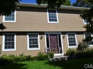 16 White Birch Dr, Trumbull, CT 06611