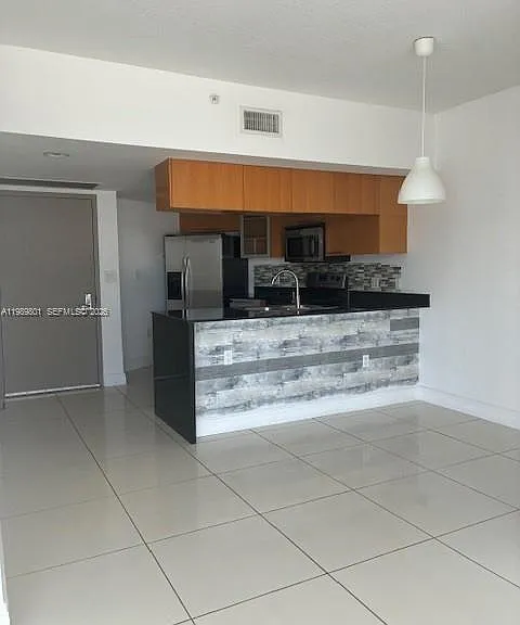 1750 N Bayshore Dr #1714 — Photo 4