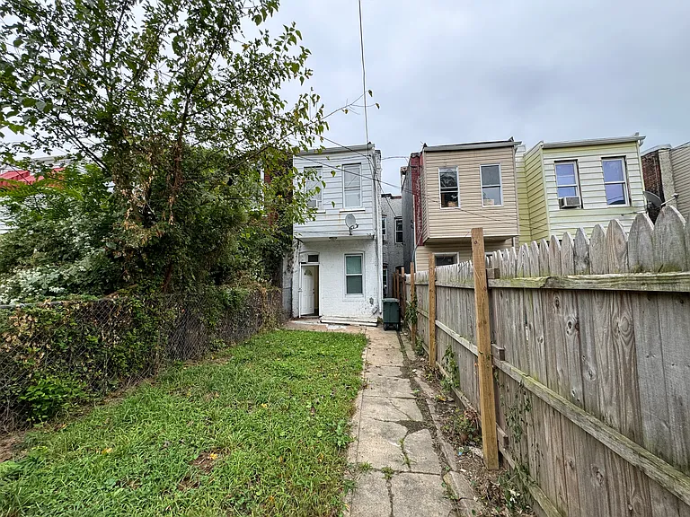 1816 N Bentalou St — Photo 27