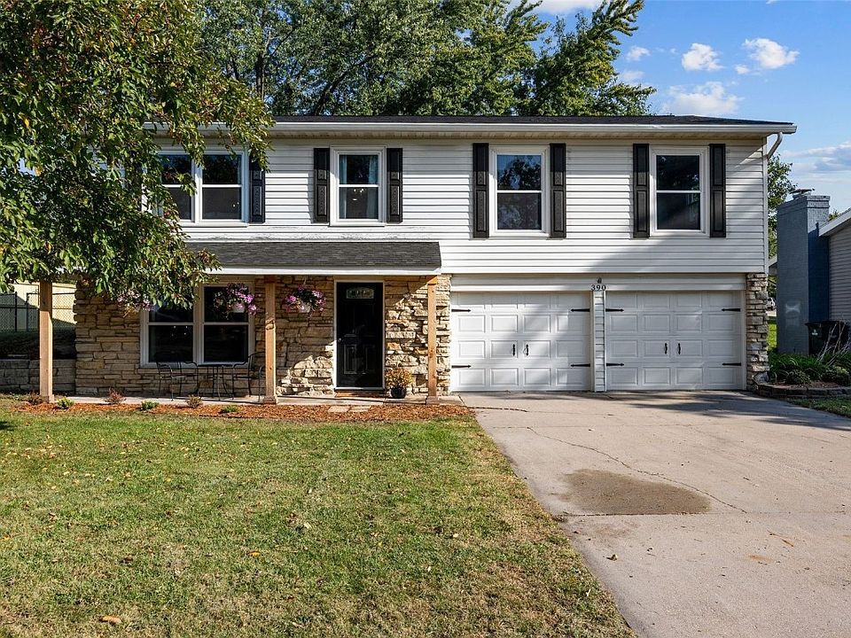1st image of 390 Crandall Dr NE